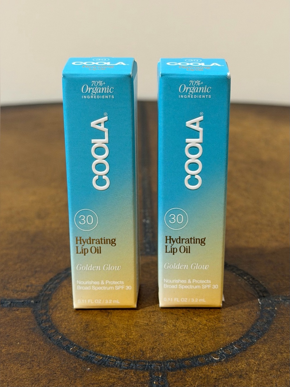 BRAND NEW IN BOX (2) COOLA HYDRATING LIP OILS IN GOLDEN GLOW WITH SPF 30 0.11oz